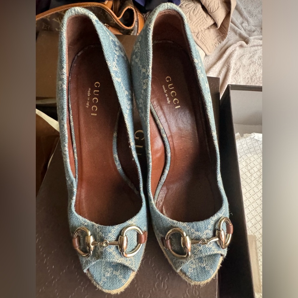 Authentic Gucci Denim wedges ~ size 36 1/2